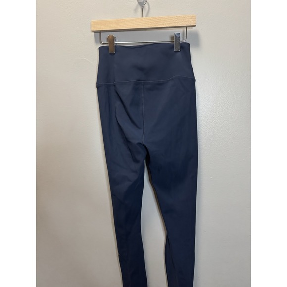 Alo Yoga Ripped Warrior Leggings Women's XS Navy Laser Cut Slots Distressed - Picture 8 of 10